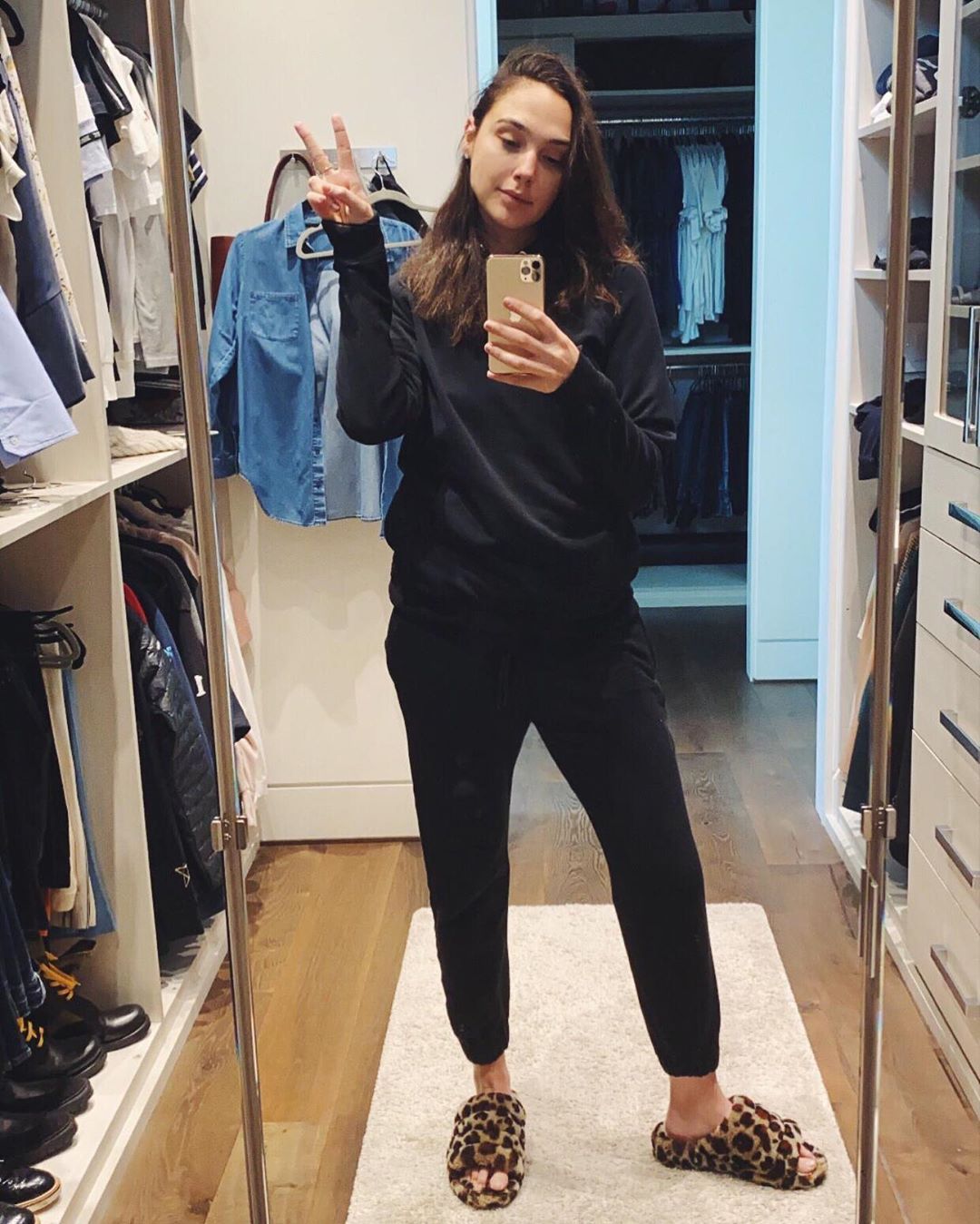 13 Loungewear Trends Celebs Are Wearing at Home – Outlet119