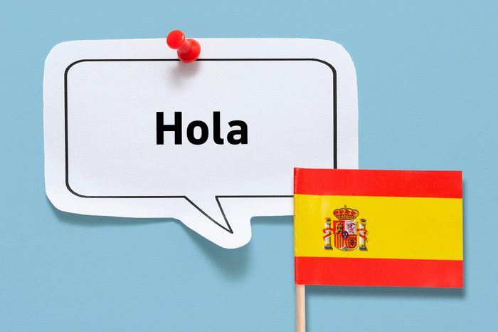 how to say hello in spanish
